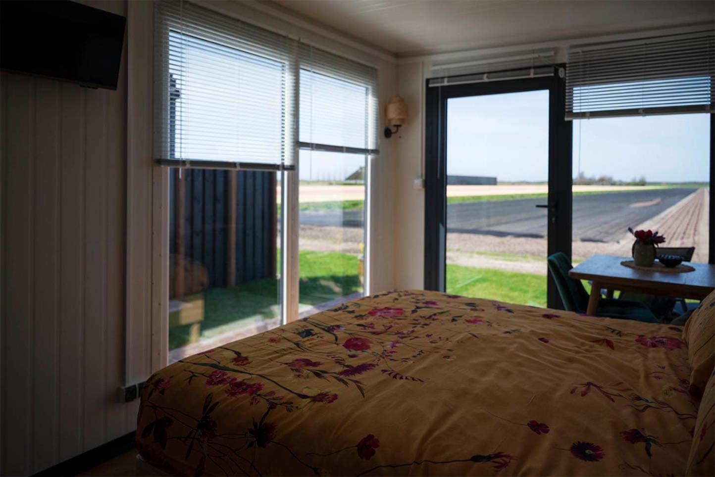 Bed and Breakfast Bloem & Bed 't Zand Екстер'єр фото